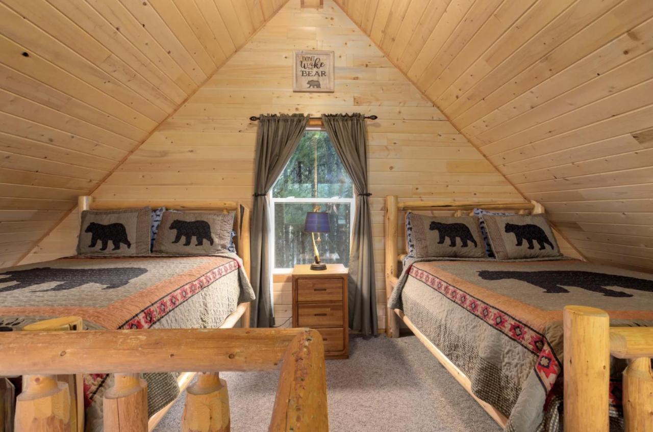 Summit Mountain Lodge And Steakhouse East Glacier Park Village Exterior foto