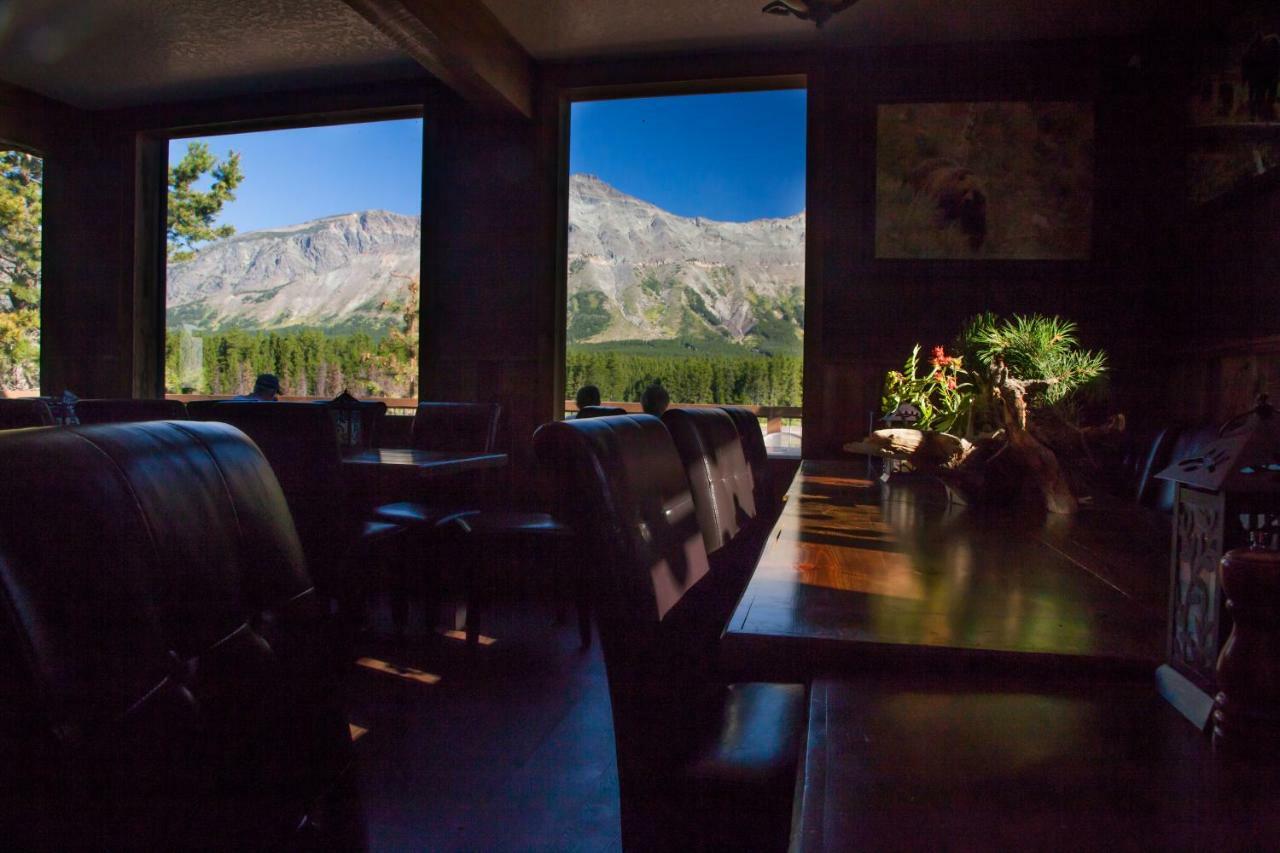 Summit Mountain Lodge And Steakhouse East Glacier Park Village Exterior foto